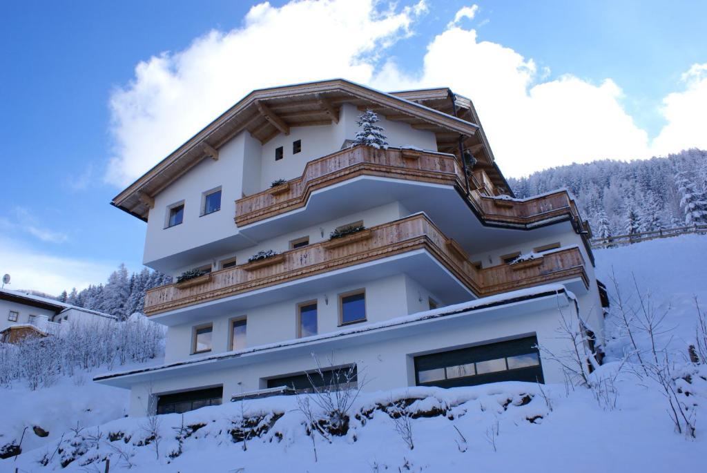 Landhaus Alpenjaeger Hainzenberg Luaran gambar
